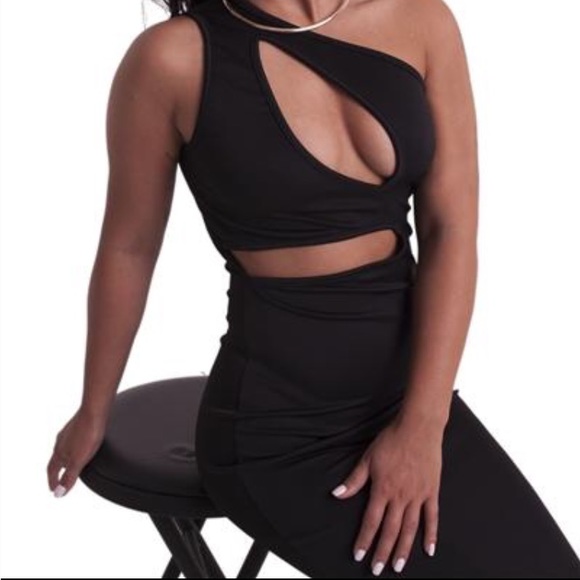 Dresses & Skirts - Sexy Black Dress Cut Out Detail  ❤️FINAL price ❤️